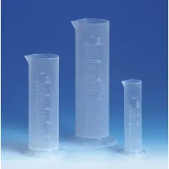 Mérőhenger   100 ml  műanyag